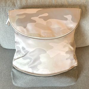 Stella & Dot Crush It Backpack